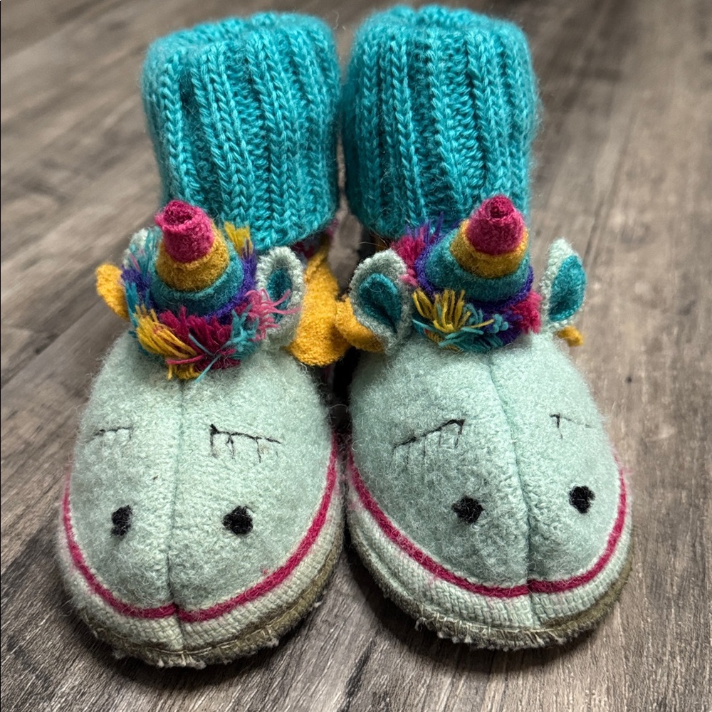 Garnet Hill Kids' Girl Unicorn Wool Slipper Boots Size 9 - Picture 3 of 7